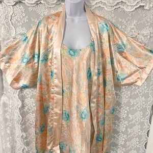 Vintage Contessa Di Roma silk satin nightgown robe set